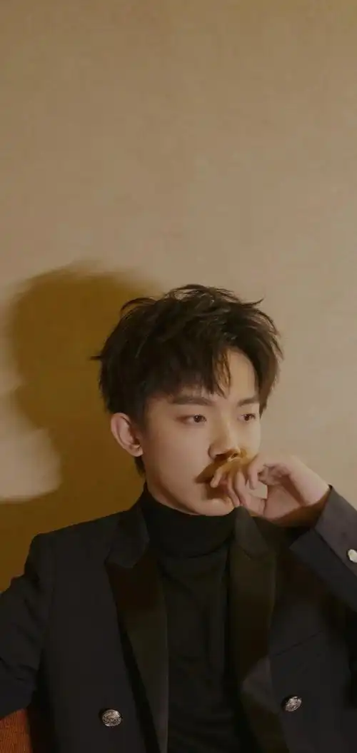 李明德明星高清壁纸帅气迷人每一张都让人心动不已