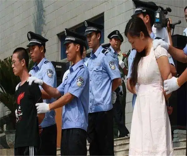 枪毙死刑犯用的是什么武器为什么死刑犯被枪毙还得自己掏钱
