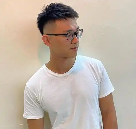 飞机头短发铲两边 - 搜狗图片搜索