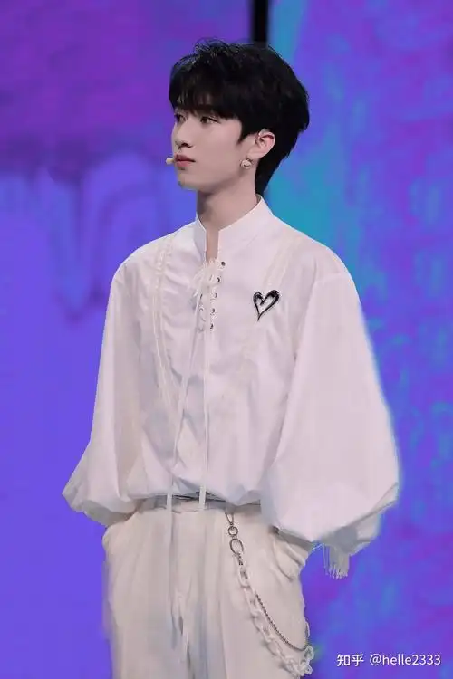 严浩翔的出圈神图都有哪些? - 知乎