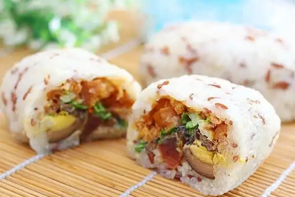 呦呦饭团加盟,掌握小吃界的潮流路线