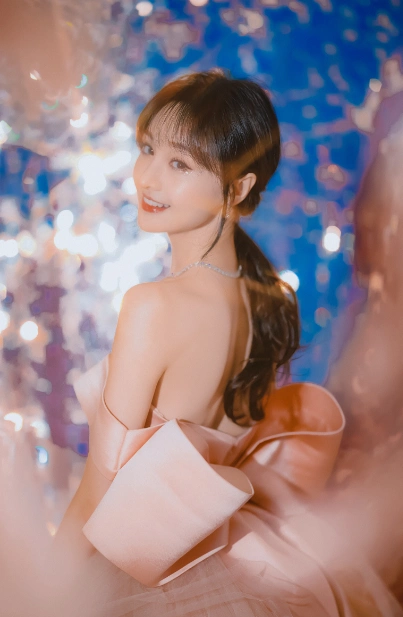 郑爽的魔鬼身材:节食减肥不科学,只要这两点一辈子美美哒!