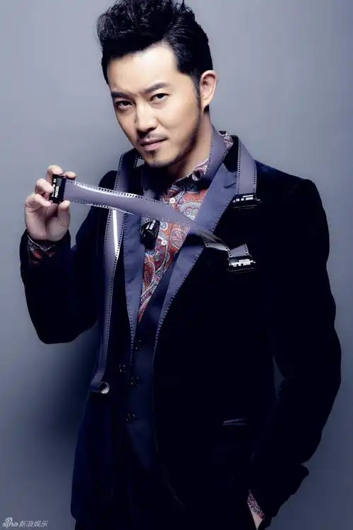 组图沙溢秋装冷调写真曝光演绎质感型男风尚