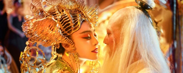 范冰冰和梁家辉合作的电影叫《封神传奇》.