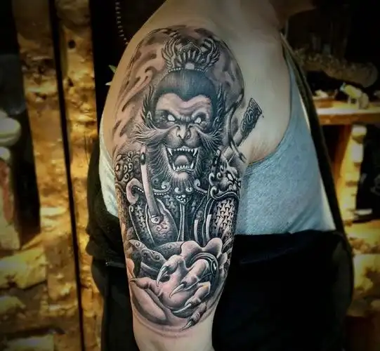 愤怒的猴子纹身图片_成品手臂传统宗教纹身图案