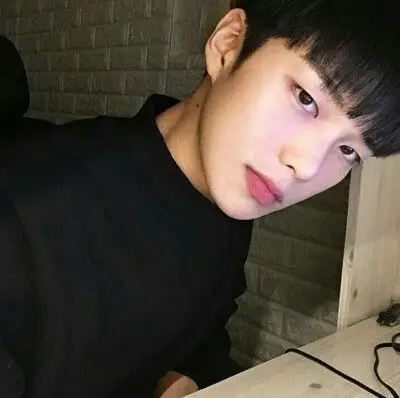 ins自截男生头像