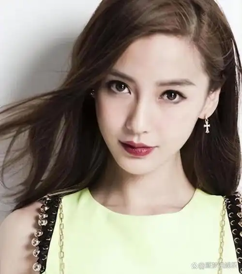 被资本抛弃,复出宣告失败,如今35岁的杨颖怎么样了