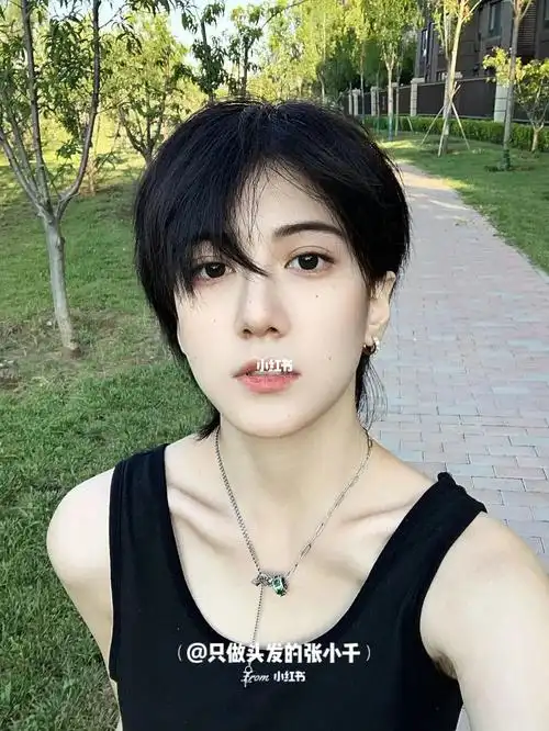 女生剪这个短发真的超帅哎|动漫短发