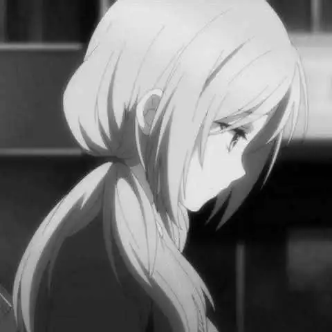 丧女哭头像丧头像女哭到眼睛红