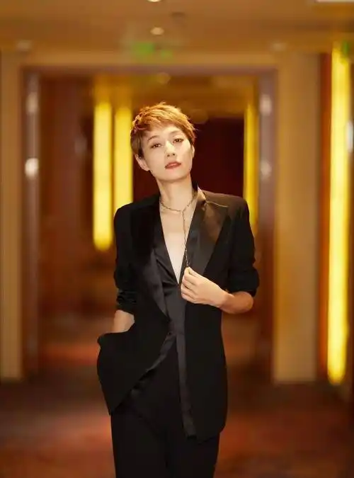 原创有一种气质叫女明星短发精致干练尽显时尚魅力大女人风十足