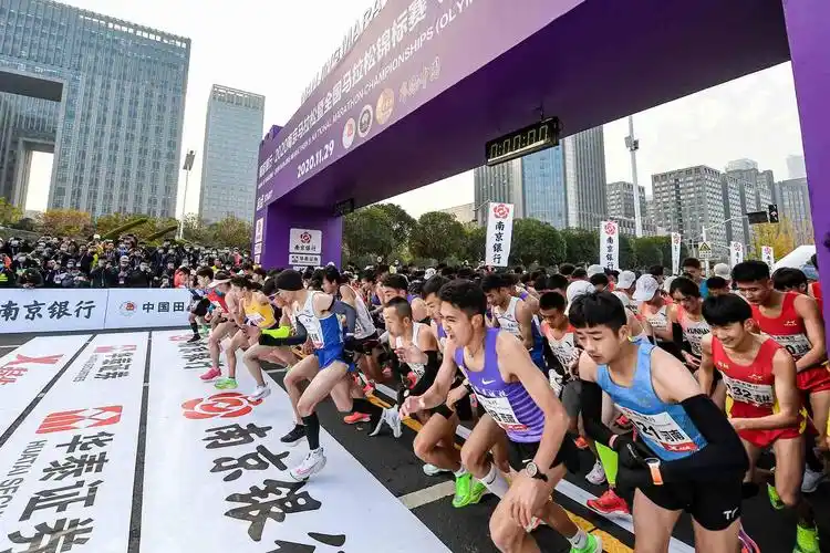 原创南京马拉松不开标:有什么考虑,还是有难处?