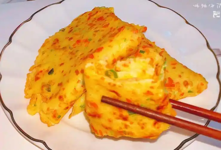 鸡蛋饼简单易做十五分钟搞定营养早餐