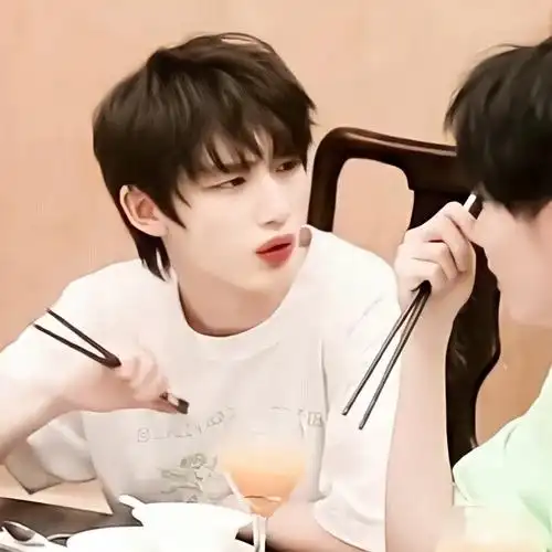 10家长组情头96祺鑫马嘉祺丁程鑫热度(5840)评论(72)分享推荐喜欢