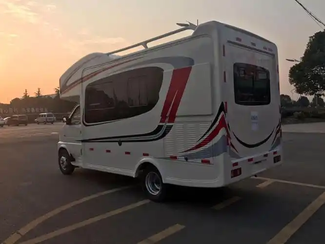 金杯c型房车