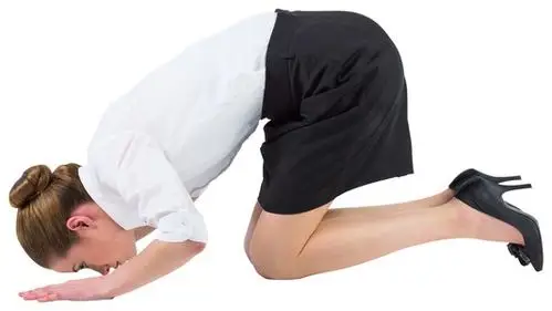 跪下创意图片,高清图片,图片素材大全,正版图片素材网