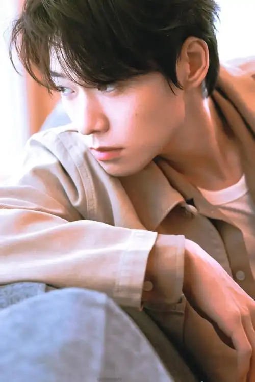 魏大勋 牛奶胡子图##魏大勋版若月亮没来好治愈##超话创作官