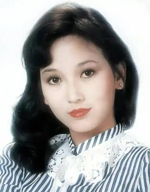 赵雅芝:二婚嫁普通人,三个儿子都是学霸,如今儿子们是她的骄傲_工作