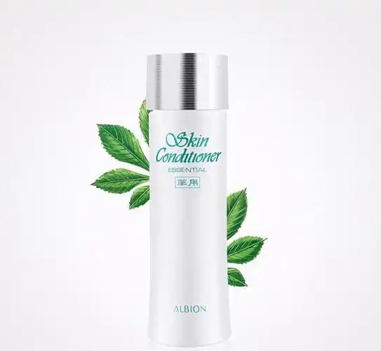 热门保湿爽肤水测评:不仅能深层补水滋养,还能舒缓修护粗糙肌肤