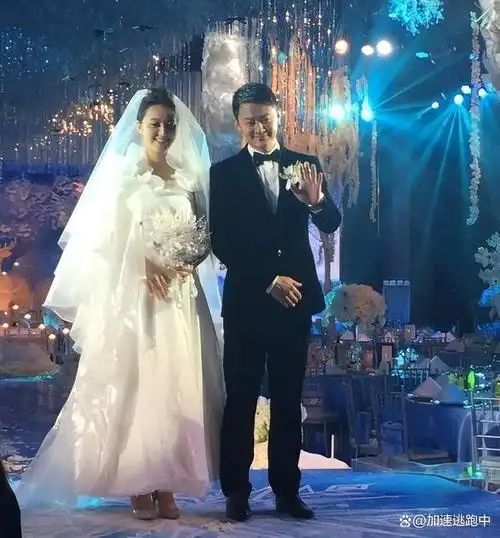 这个男演员一生事业毁在两个女人手里妻子只有脸是真的