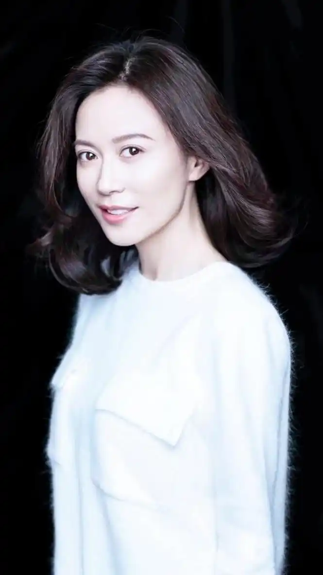 著名演员俞飞鸿:长得漂亮戏也好,为人低调不张扬,追求平淡生活