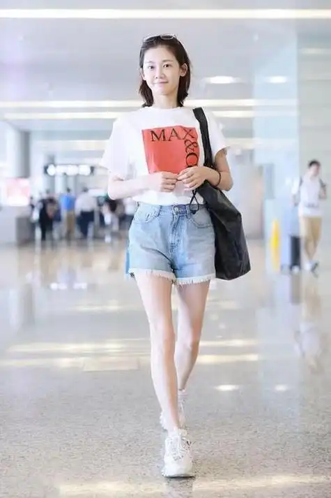 苗苗身高,郑恺身高,本文共(1533字)