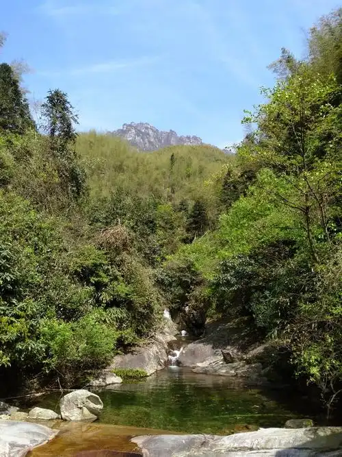 武功山的险就在福星谷如果是要坐第二段的索道你是肯定可以到达这里的