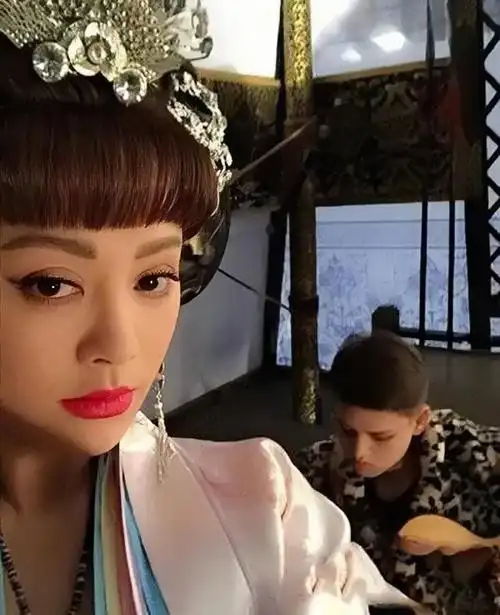 男星古雷隐婚,将近10年