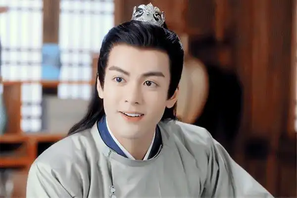 梁洁(谢小满),樊治欣(钟子砚),刘洛汐(苏味),李九霖(李溯),李欣泽(严