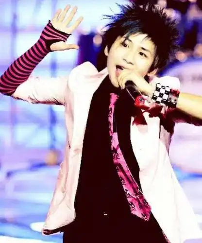 大张伟你装什么装!暖男孝子工作狂原来你是这样的大老师