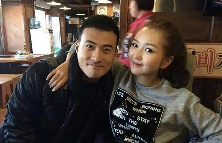 5年,再看何洁和赫子铭的现状,他们没有一个是赢家_工作_节目_安又琪