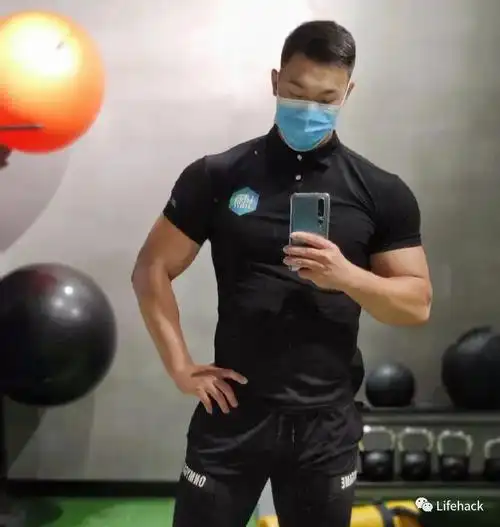 183cm福州翘臀哥走红这身材简直绝了