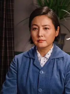 石竹(张延饰演)