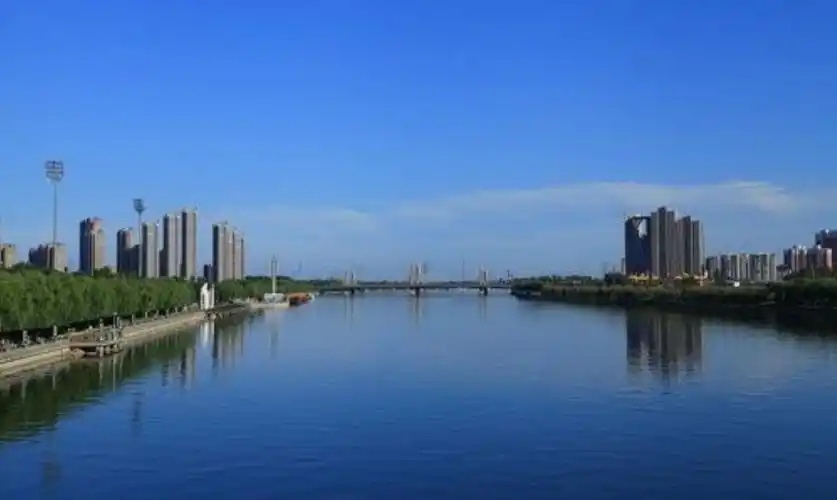 六环外的北京是真实中国:城市边缘的异乡人,孤独迷茫依然向阳