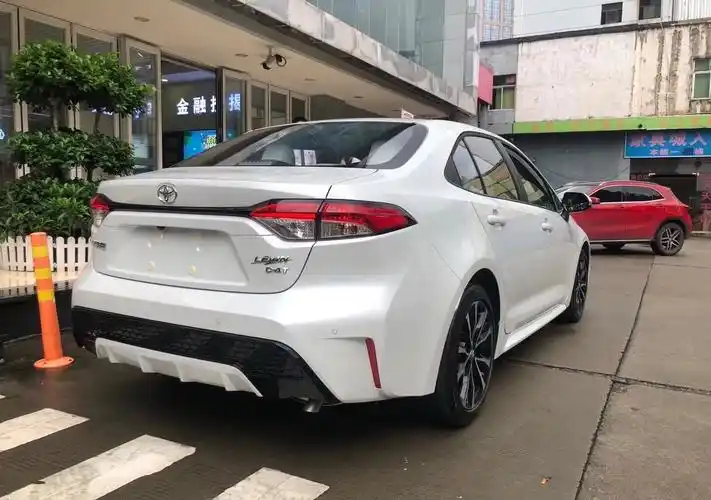 21款丰田雷凌最新报价一览雷凌双擎价格图片