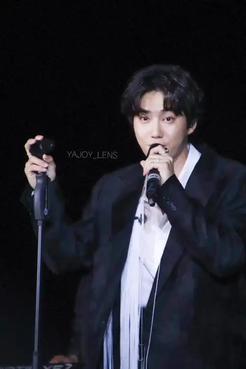 金俊勉solo2#kjm#金俊勉帅气满分#220528 迪拜迷