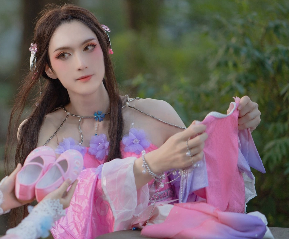coser爱反串漫展男生穿洛丽塔只是因为想尝试穿裙子吗