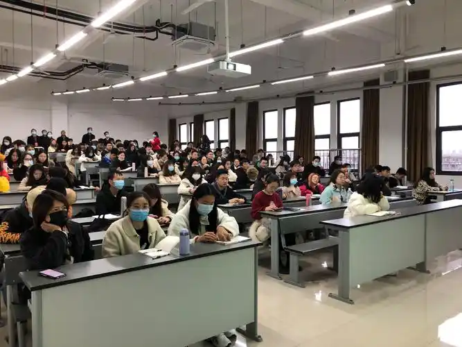 校领导巡视研究生开学第一天上课情况-西南交通大学-研究生院