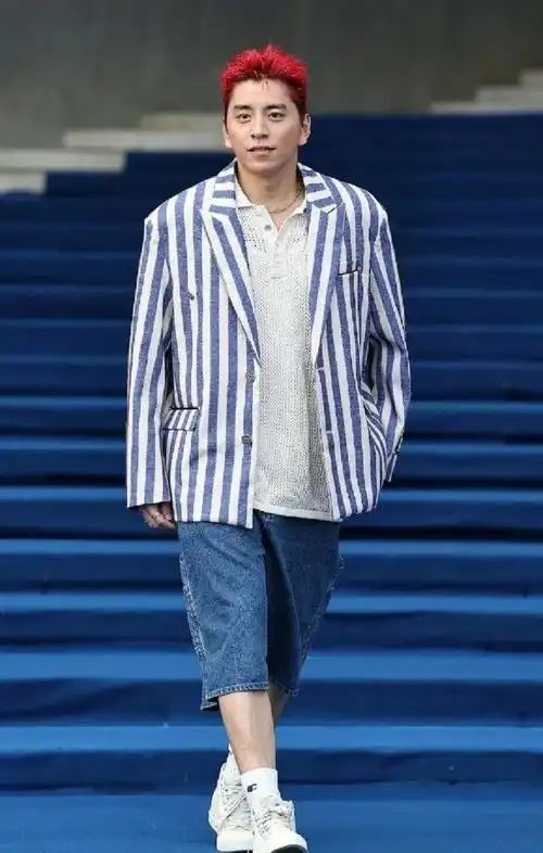 王大陆发福崩坏身材走样!吸到酵母空气,本人自嘲:这么胖像话吗