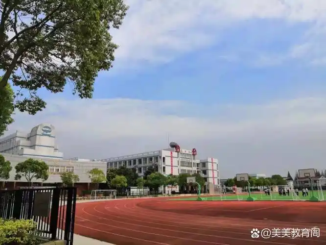 江苏省西亭高级中学 为什么2021年了我还在怀念那个2018年,开学大四了