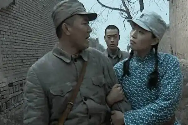 秀芹向我开炮的图片这便是亮剑精神