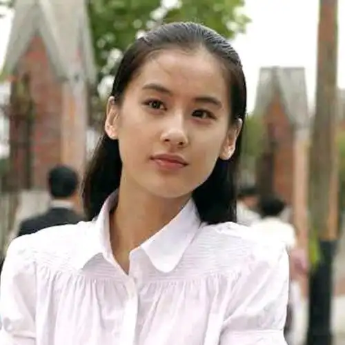 9696最近参加乘风破浪的姐姐又火了一把的黄圣依,可跟_圈子-新氧