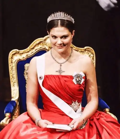 4位娇俏甜美的欧洲公主,将会是未来的女王,莱蒂齐亚的女儿最美