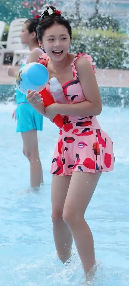 赵今麦泳装大赏#娱乐#麦麦真的是越来越熟了 太棒啦