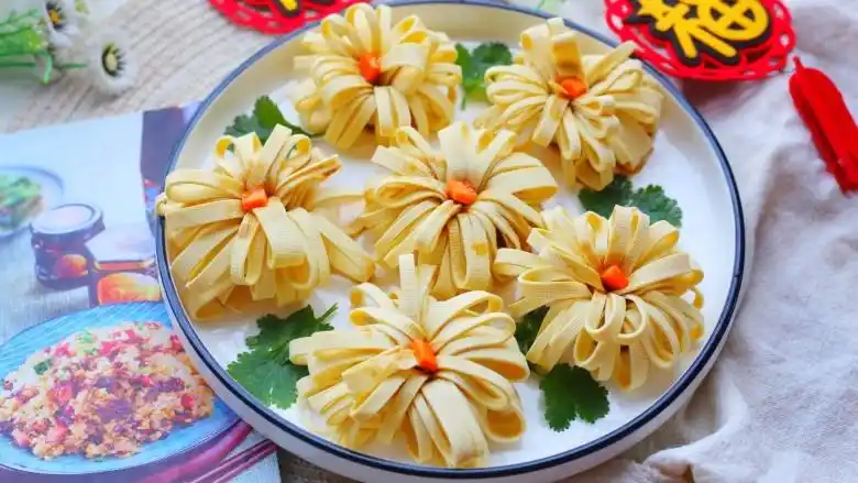 凉拌豆皮版花开富贵