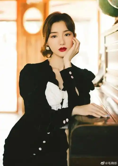 杨玏毛晓彤合体录节目!