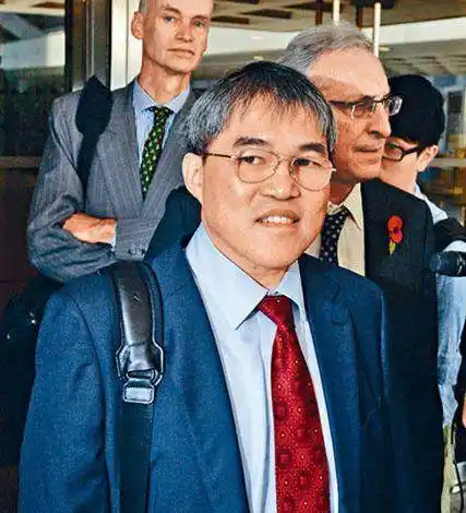 霍启文三个子女,其中小儿子霍启文非常出色,曝光率仅次于霍启刚和霍启