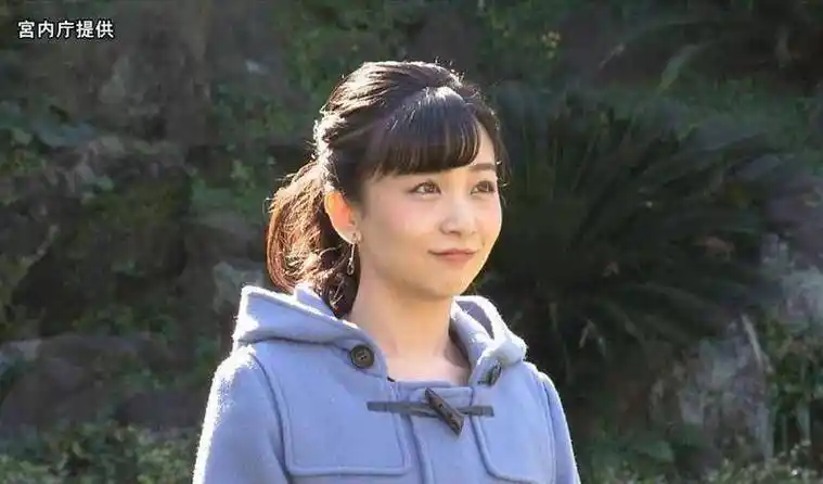 日本最美公主佳子:从叛逆少女到假笑机器,比下嫁平民的真子精明_王室
