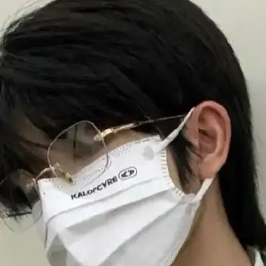 最新多风格高冷的帅气男生头像很好看的又很精致的男生qq头像