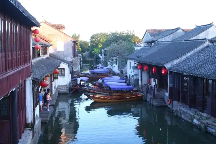 标题:江南水乡周庄