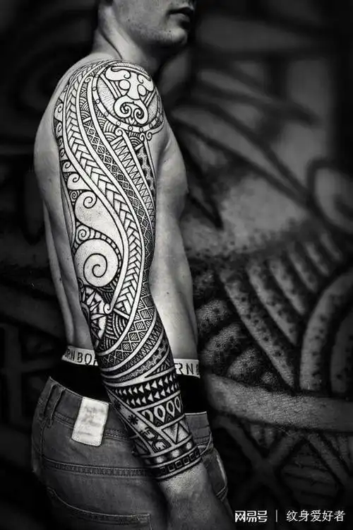 毛利图腾非常耗时的一种纹身风格